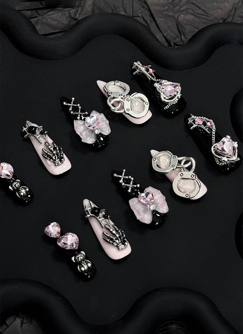 Edgy & Chic Almond Handmade Press-On Nails with Gothic Elegance NF084